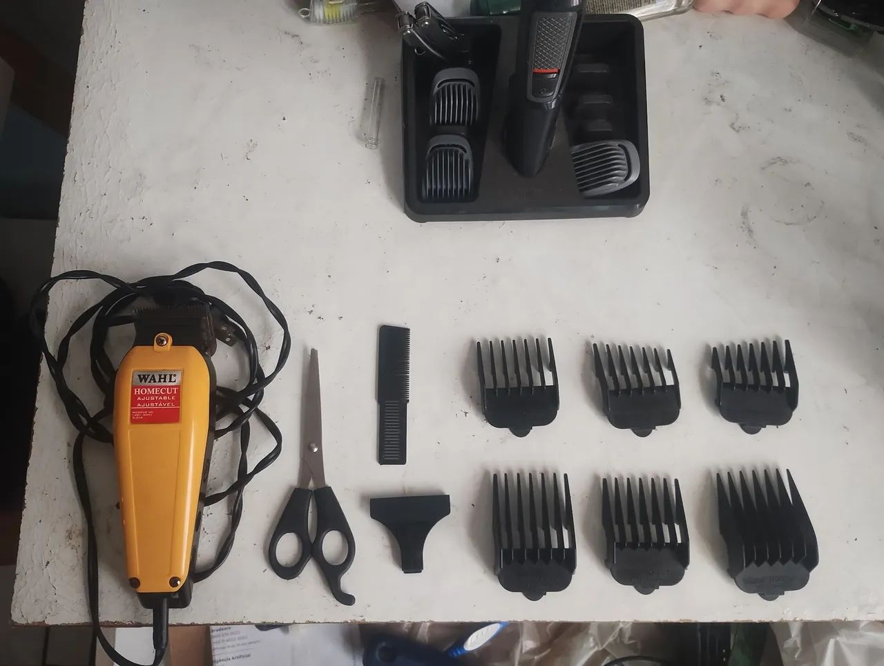 MÁQUINA DE CORTA CABELO PROFISSIONAL DA MARCA WAHL  - Foto 3