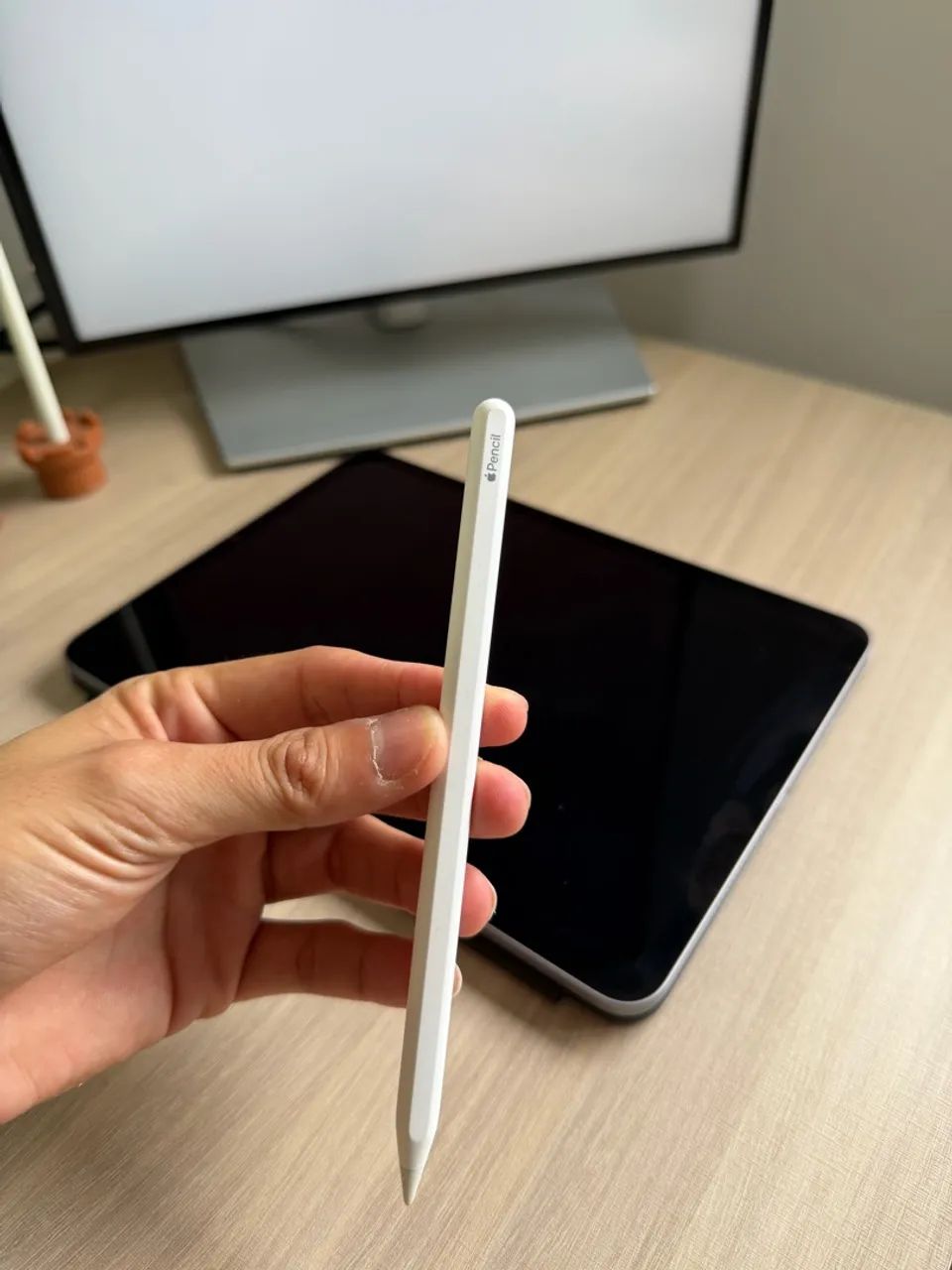 iPad Pro (11 pol) (4ª geração) com Apple Pencil e capinha teclado original da Apple.  - Foto 3