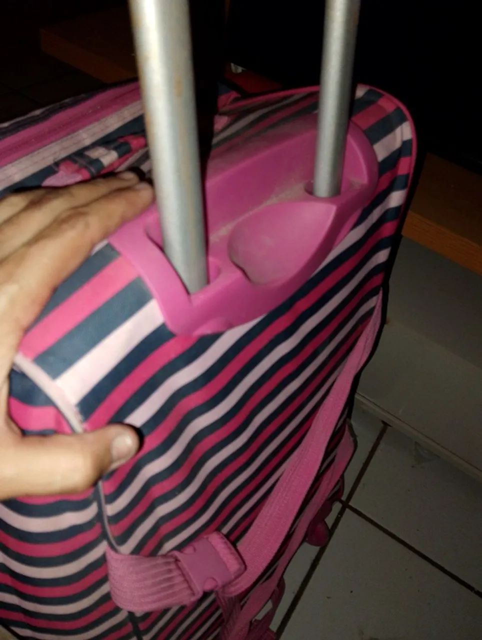 Mala viagem. Com rodinha - Foto 2