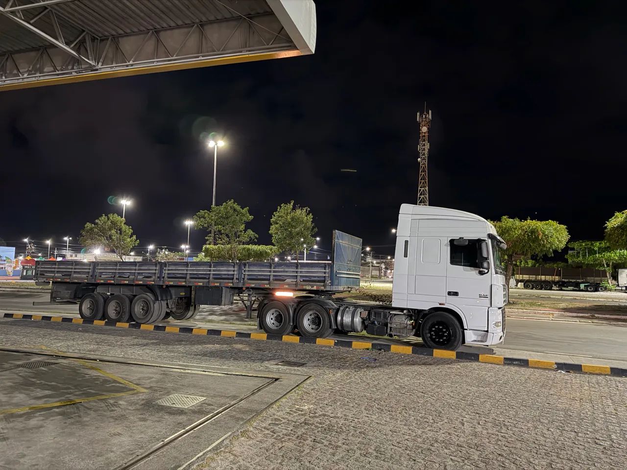 Daf 2017 6x2  - Foto 2
