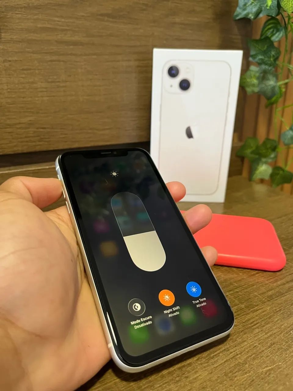 Iphone 11 64gb branco - Foto 5