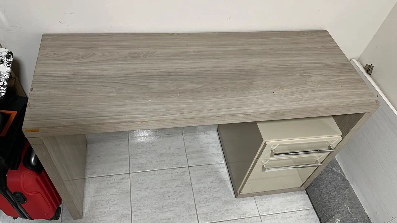 Escrivaninha em MDF - Foto 3