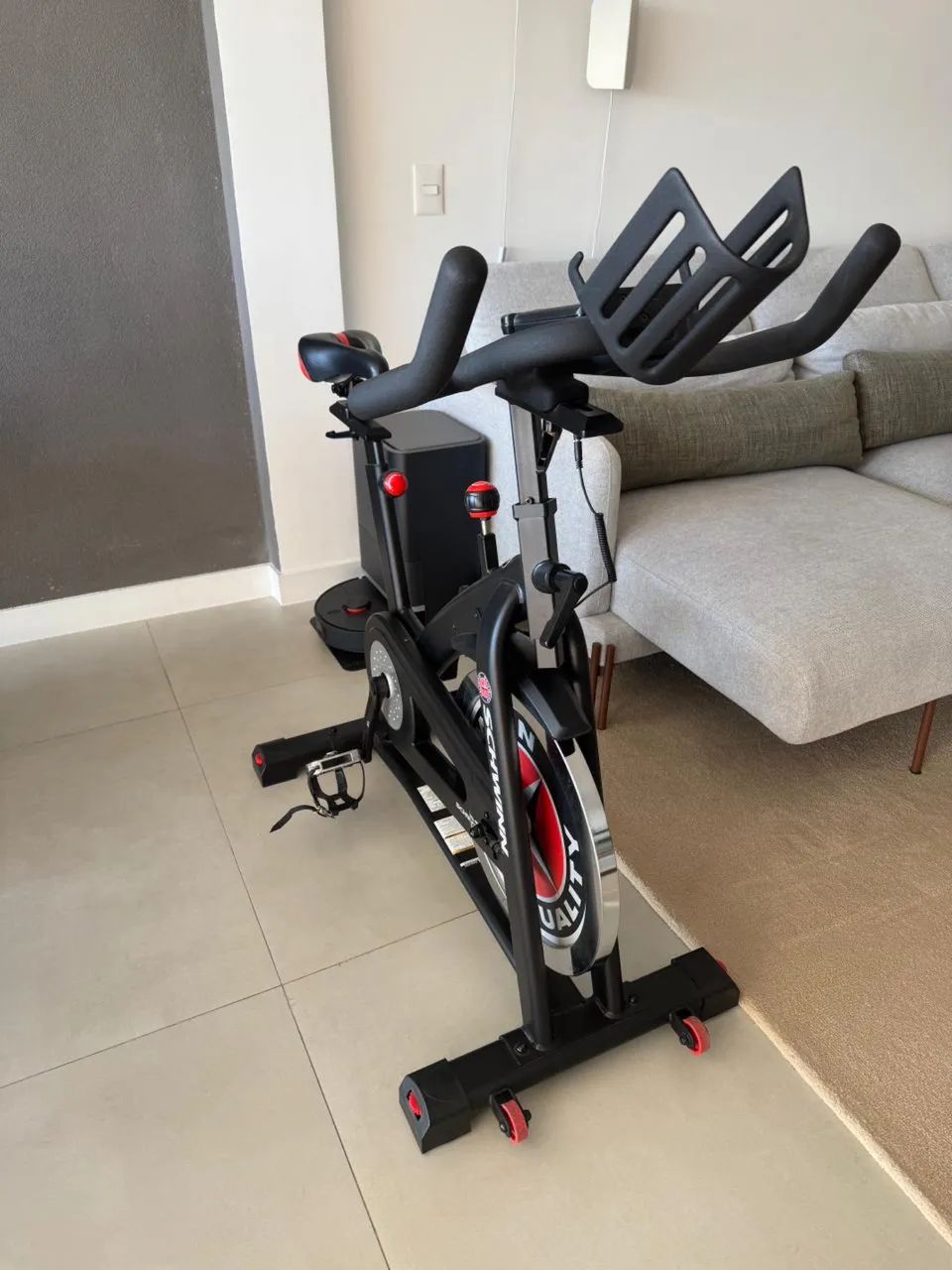 Bicicleta Spinning Schwinn IC3