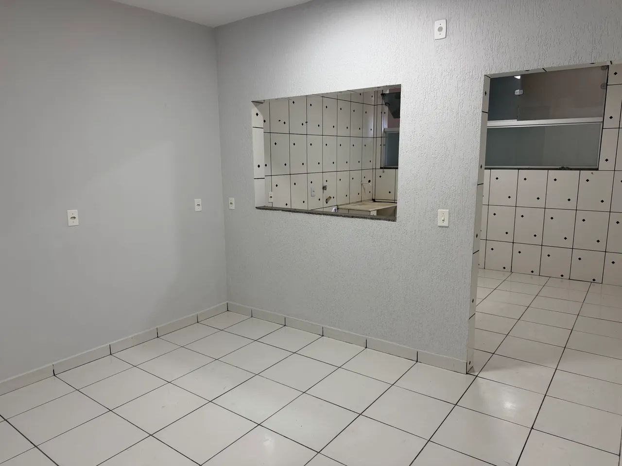 Aluga se apt de 2/4 bairro São Carlos Anápolis  - Foto 4