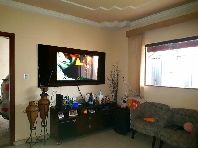 Casa em Araxá, bairro Urciano lemos