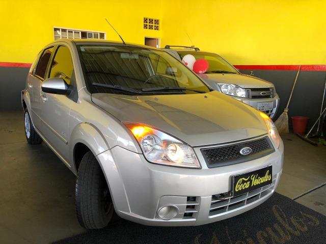 Fiesta hatch 1.6 class 2009 completo - Foto 2