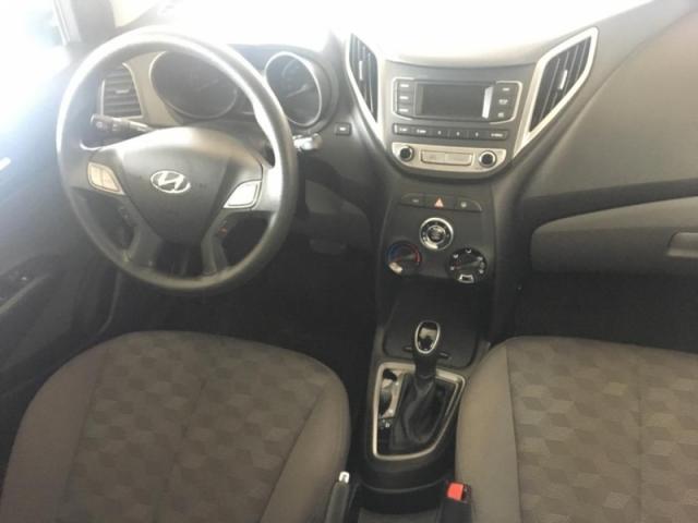 HYUNDAI HB20S 1.6 COMFORT PLUS 16V 2017 - Foto 4