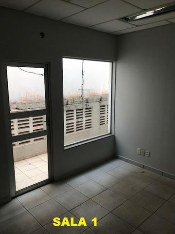 Gigantesca sala comercial, na Av. Fernando Correa - Foto 13