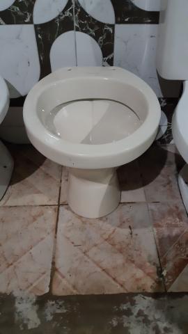 Lindo vaso na cor BEGE em alto brilho da marca SANTA CLARA - Foto 6