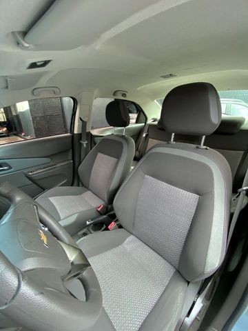 Chevrolet Cobalt LT 1.8 - Foto 5