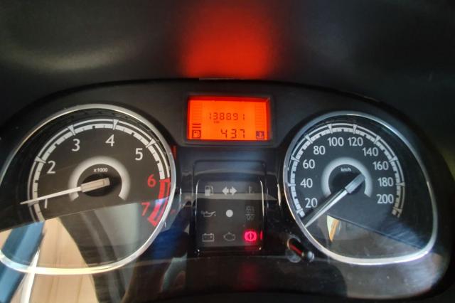 SANDERO EXPRESSION HI-FLEX 1.6 8V 5P - Foto 9