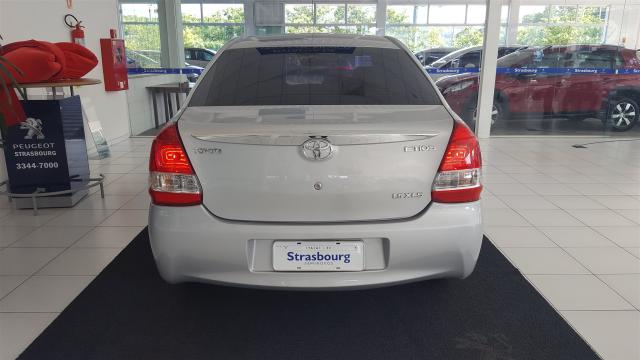 ETIOS 2015/2016 1.5 XLS SEDAN 16V FLEX 4P MANUAL - Foto 4