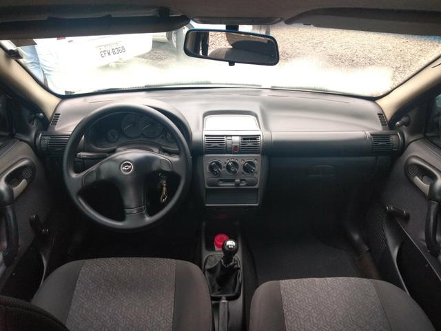 Corsa classic 2005 ar condicionado + alcool original - Foto 3