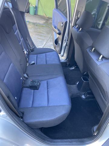 Honda Fit 2014 Lx 1.4 Automático Flex Pneus novos - Foto 16