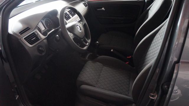 VOLKSWAGEN FOX 1.0 MPI COMFORTLINE 12V FLEX 4P MANUAL - Foto 10