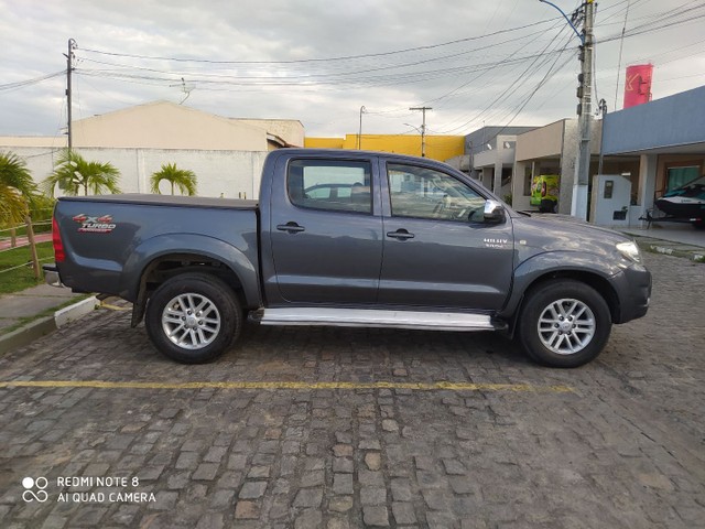 HILUX SRV 4X4 DIESEL AUTOMATICA 2011