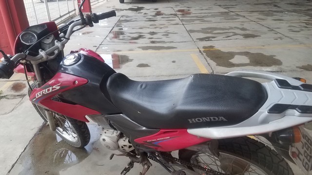 BROS 2012 ES