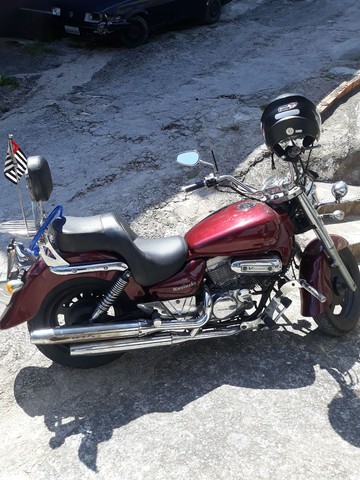 VENDO MOTO MIRAGE 250