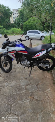 MOTO HONDA XRE 300 RALLY