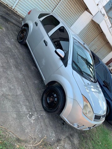 FORD FIESTA SEDÃ 2009/10