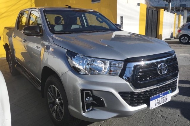 HILUX SR 2.8 4X4 DIESEL AT 2020   ENTRADA DE 90 MIL 60X 3.889,00  LEIA A DESCRIÇÃO!!!
