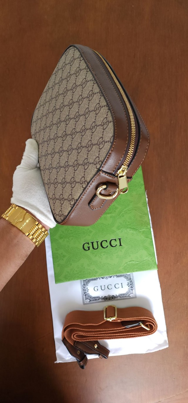 Bolsa Gucci Transversal em canvas GG - Foto 3