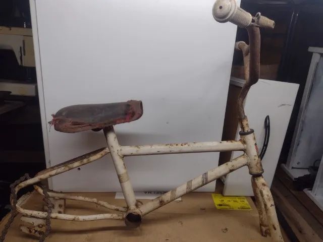bicicleta antiga bandeirantes pra restauro - Foto 4