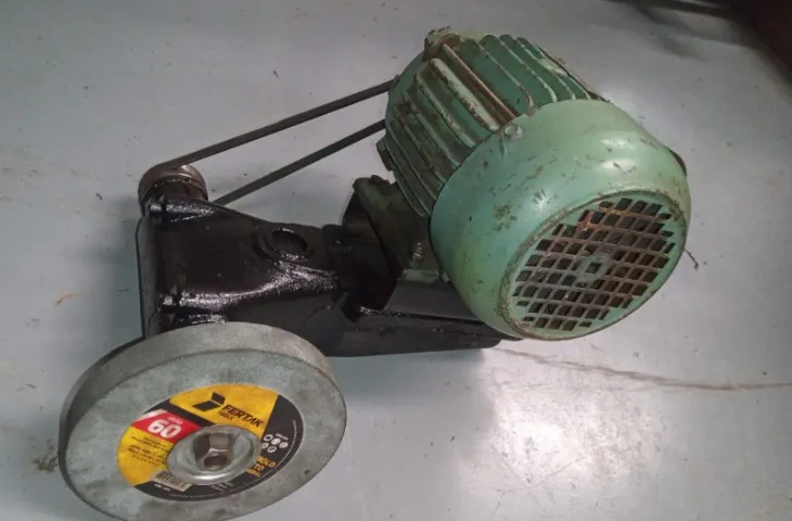 Cabeçote Retificador para torno motor 1 cv 3,500 rpm trifasico rebolo 19 x 150 mm