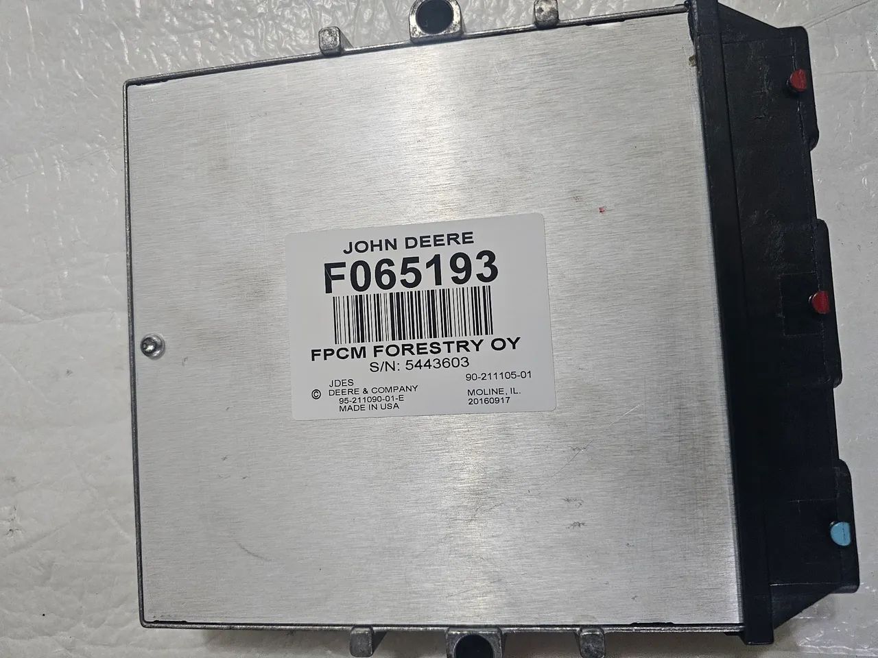 Harvester forwarder cabecote John deere módulo eletrônico novo original F065193 - Foto 2
