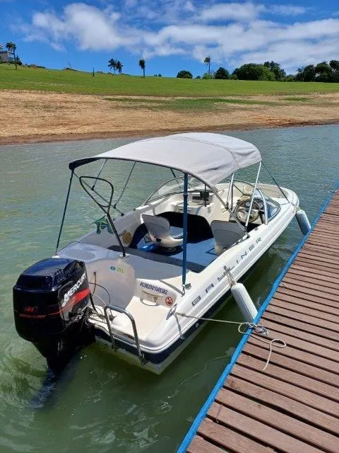 VENDO LANCHA BAYLINER 16 PÉS AMERICANA