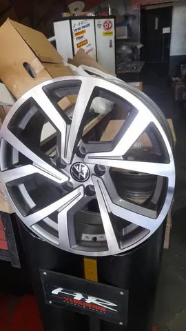 jogo de rodas jetta 17x7,5 5x112 et40 nova grafite diamantada - Foto 3