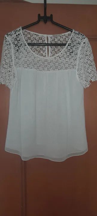 Blusa branca de renda - Foto 2