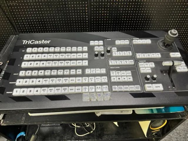 Tricaster mini HD completa com controladora, NDI, caixa original perfeita - Foto 5