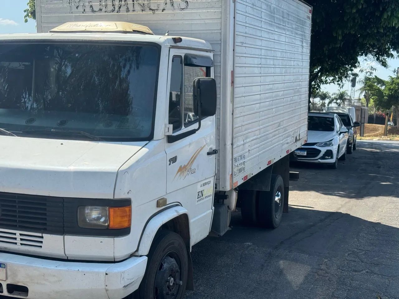 M.benz 710 baú 2002/2002 - Foto 8