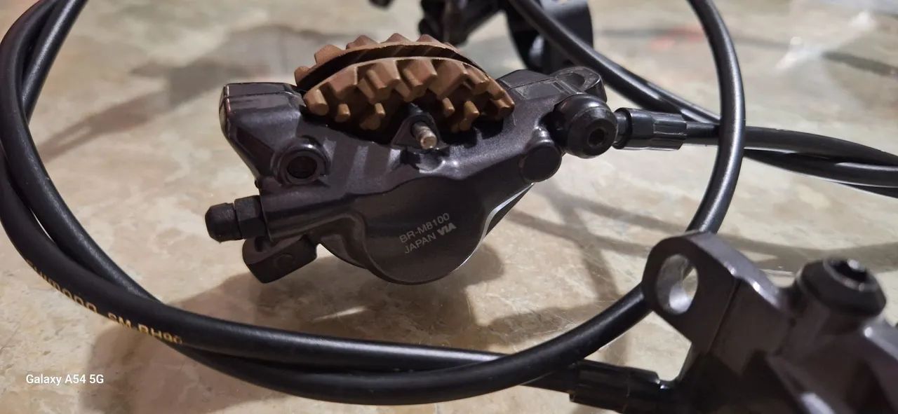 Freio hidraulico shimano xt m8100 - Foto 4