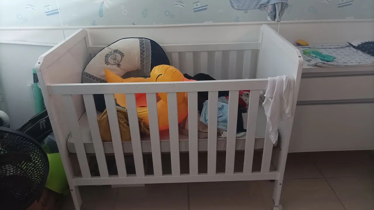 Berço de Bebê Branco com colchão 64319316073347120