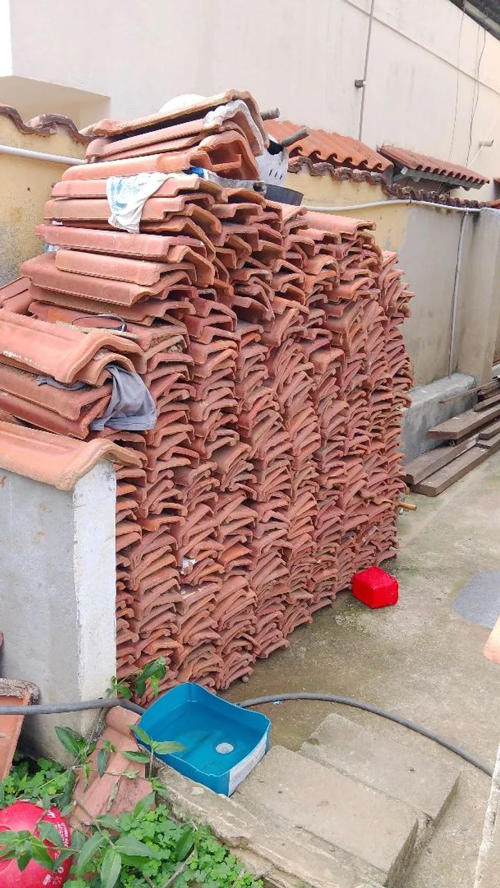 Telhas de barro para construção