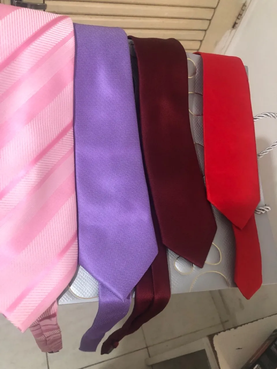 Gravatas masculinas