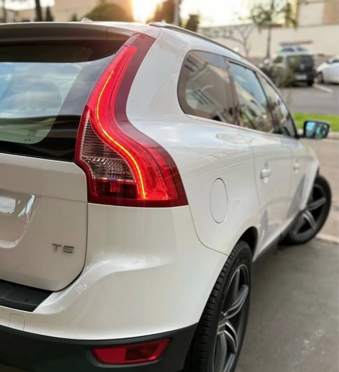 Volvo XC60 Dynamic Turbo - Foto 2