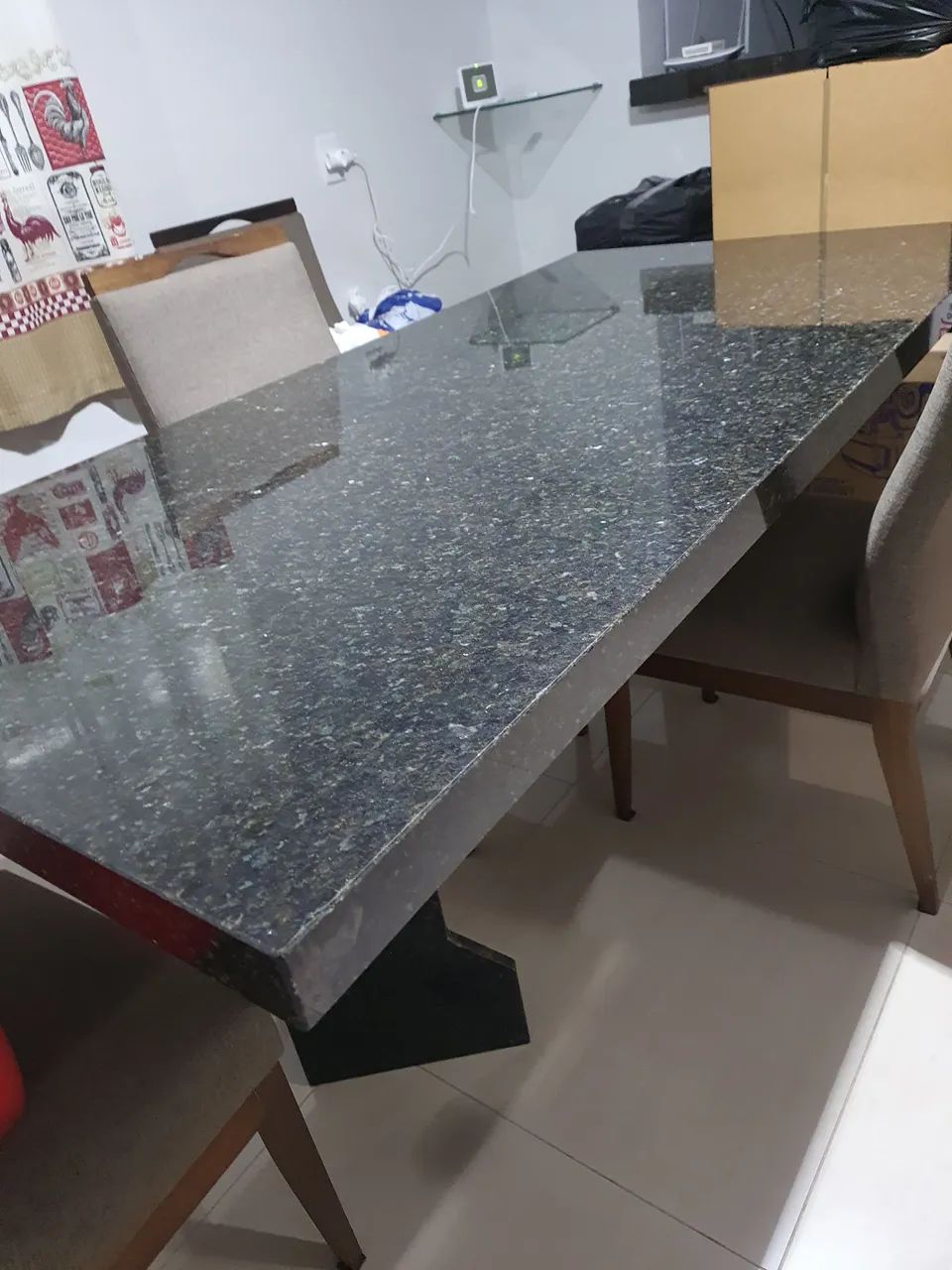 Mesa de Jantar em Marmore Preto 2x1