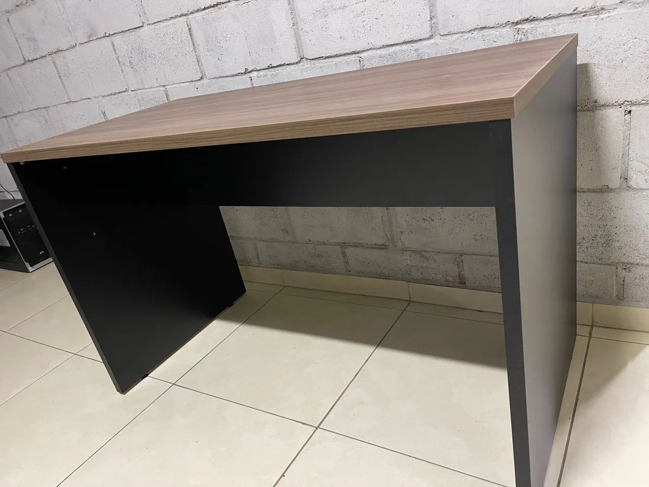 MESA DE ESCRITÓRIO NOVA - MONTAGEM GRÁTIS 