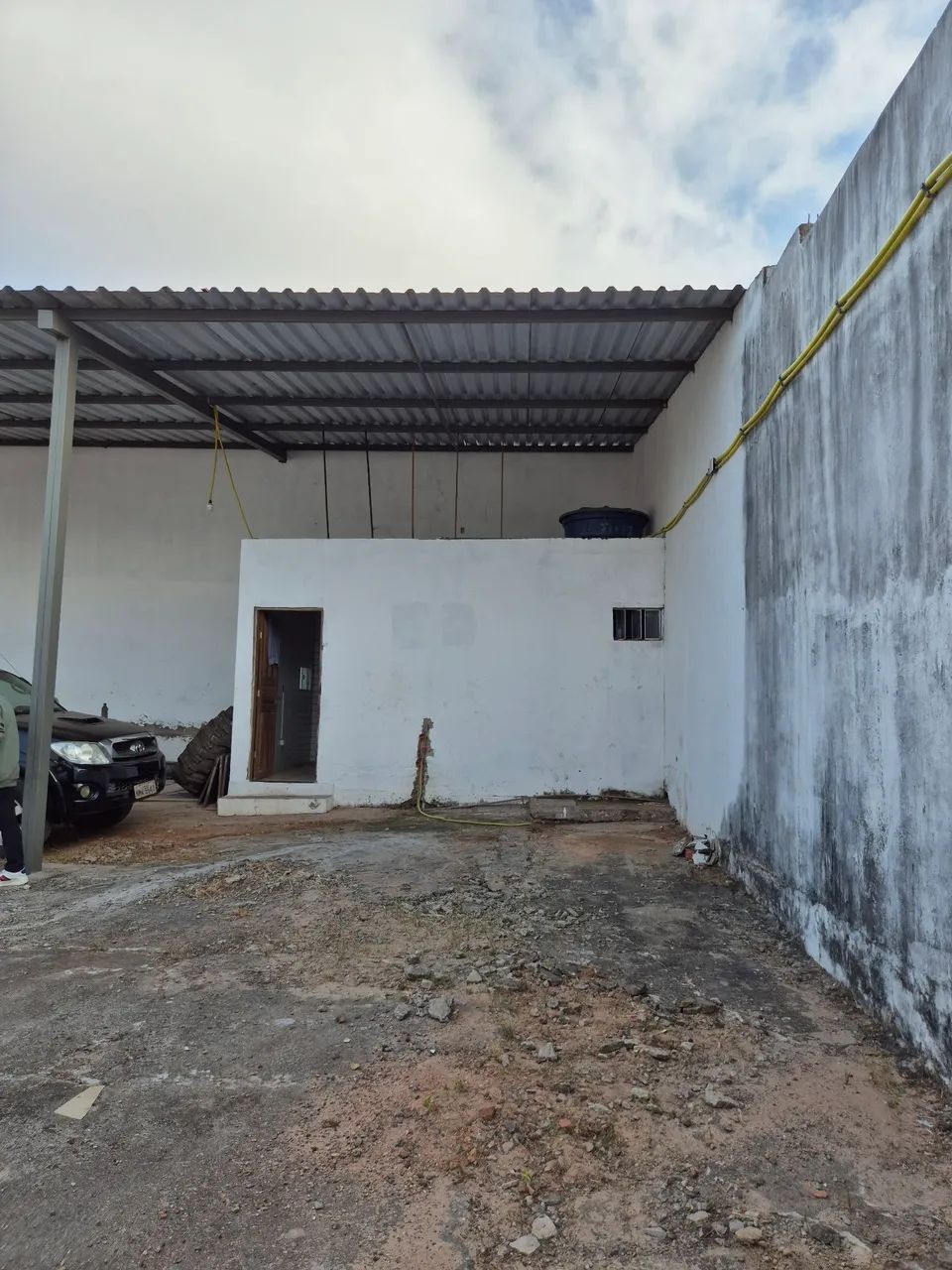 Aluguel de Terreno com Estrutura - Av. Daniel de La Touche - Foto 4