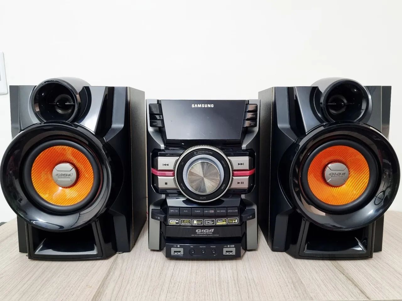 Mini System Samsung Giga Sound MXD730