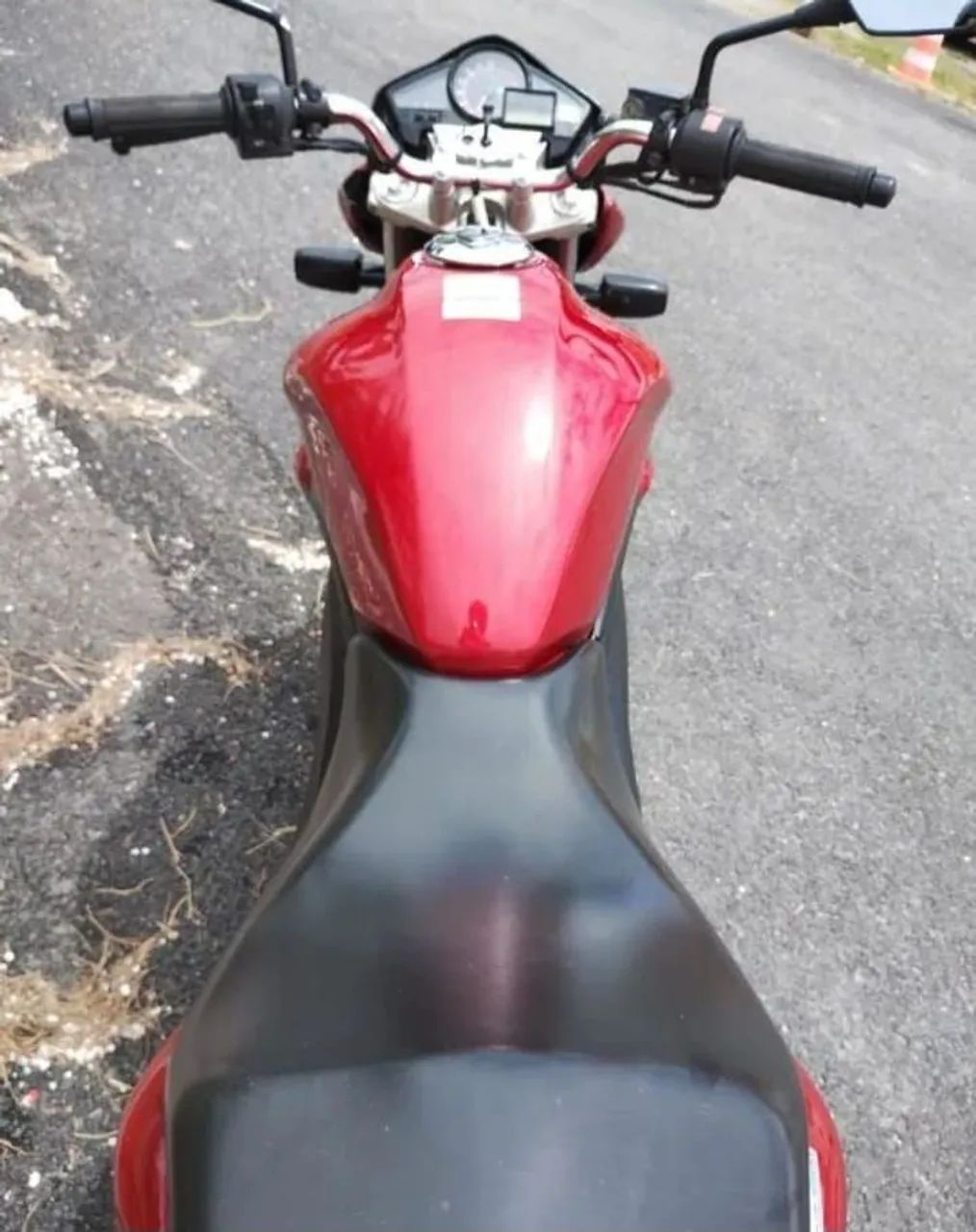 Moto cb 300