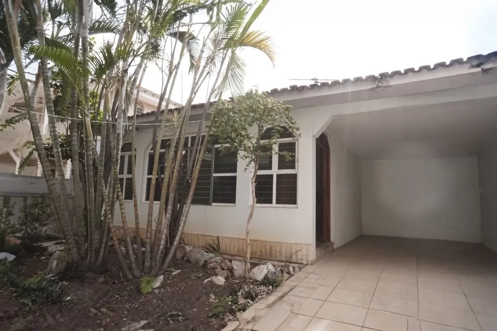 Casa de 199 m² com 03 quartos à venda por R$ 895.000 no Setor Nova Suiça - Goiânia/GO