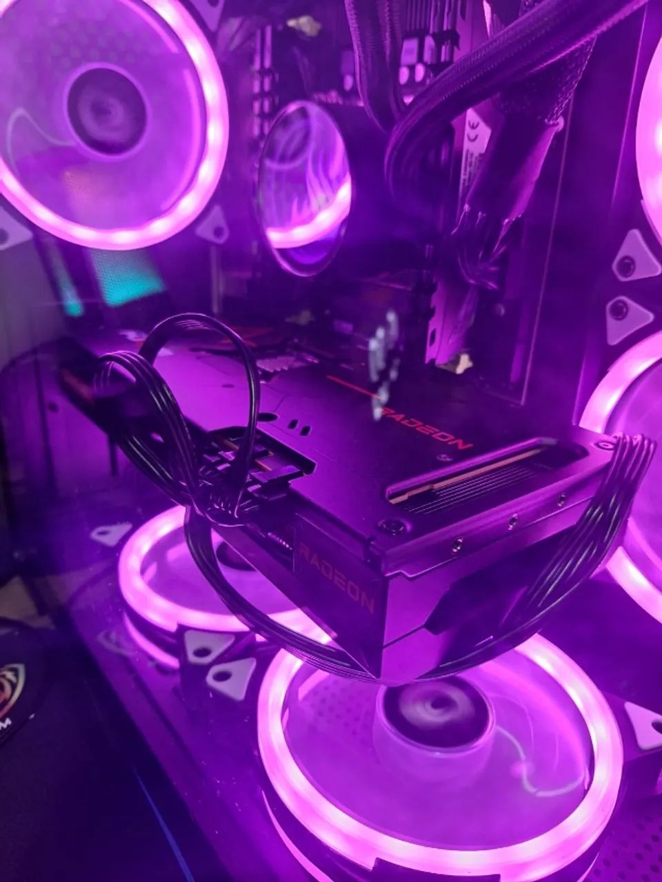 Placa de vídeo AMD Sapphire Pulse RX 7600 XT 16GB - Foto 4