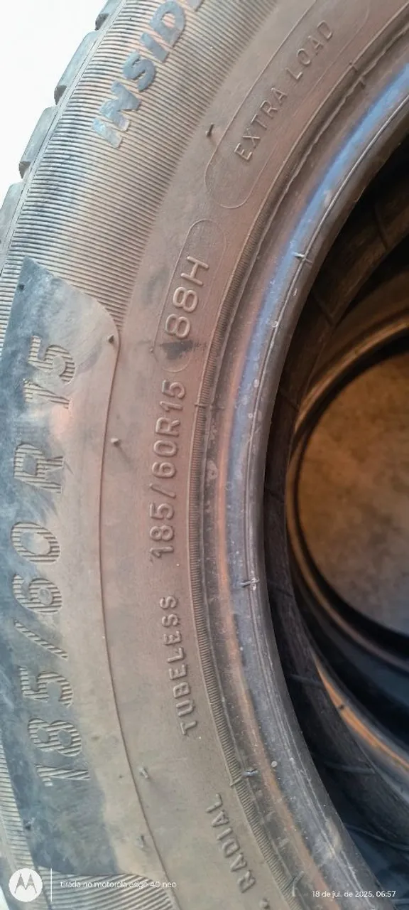 Vendo 4 pneus 185/60/15