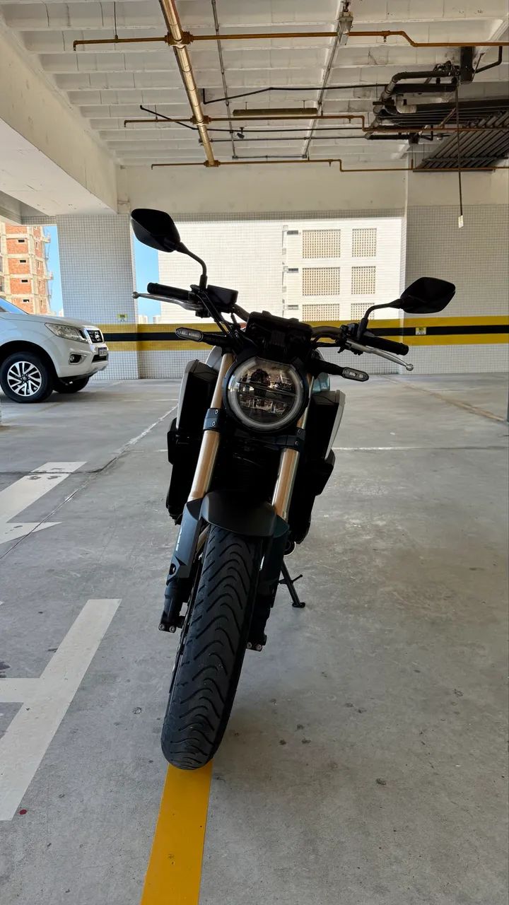 Honda CB650R 2021 3.800km EXTRA - Foto 2