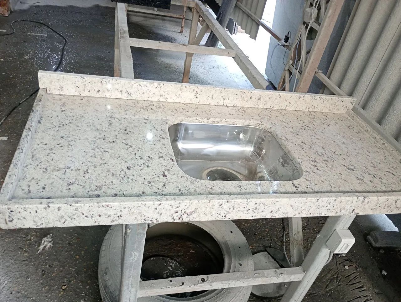 Bancada de Cozinha em granito branco Dallas  - Foto 5