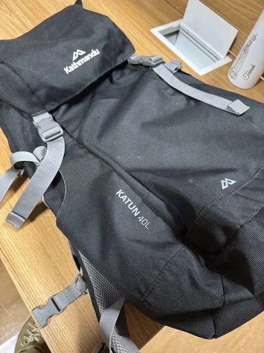 Mochila de Trilha Kathmandu Katun 40L